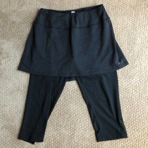 Skirt Sports Lotta Breeze Capris in Black Wool